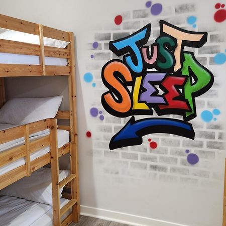 Matrix Hostel EDI Eksteriør billede
