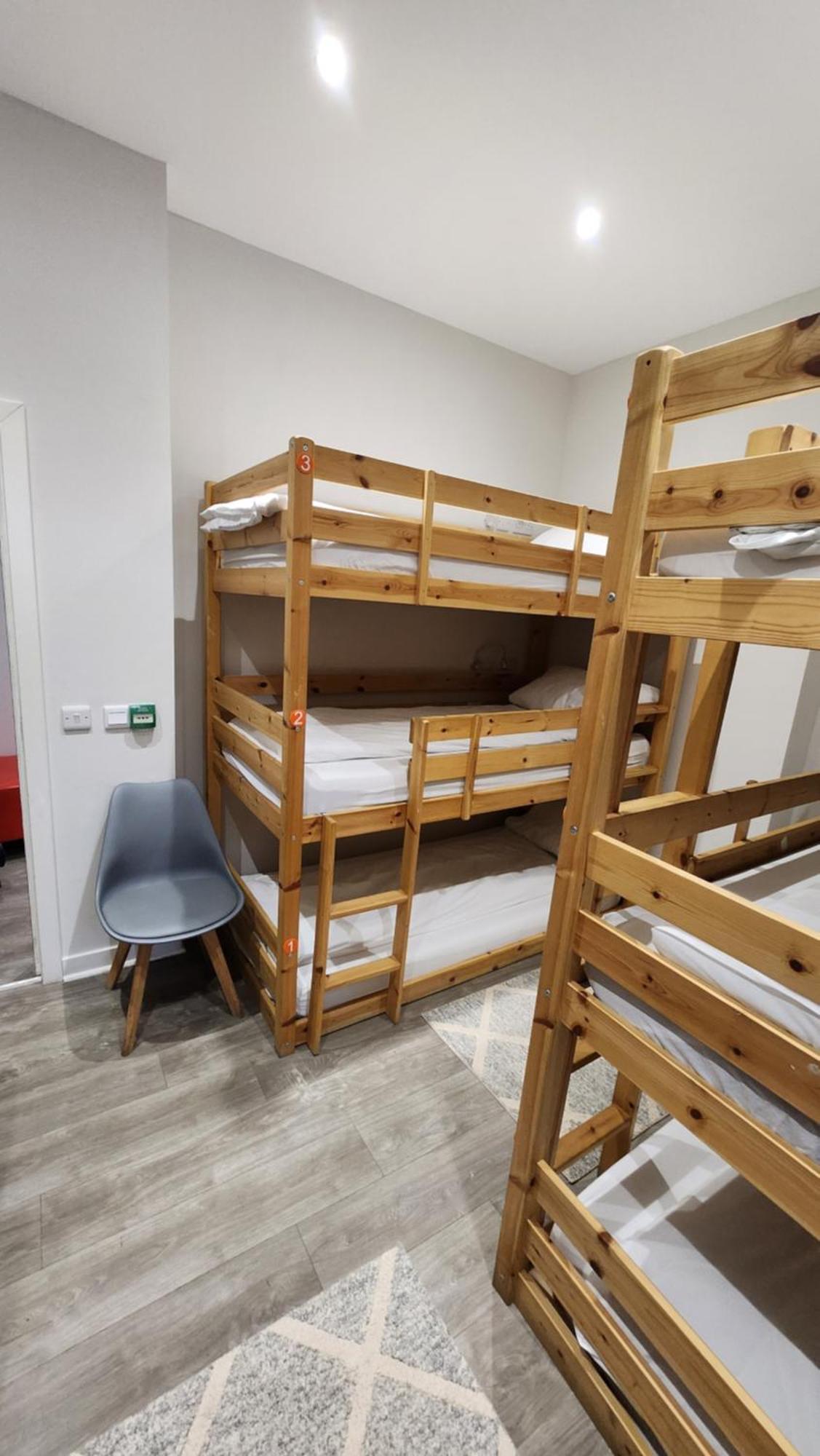 Matrix Hostel EDI Eksteriør billede